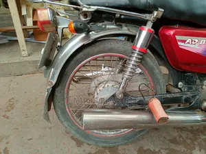 Runner AD 80S Alloy 2015 Red