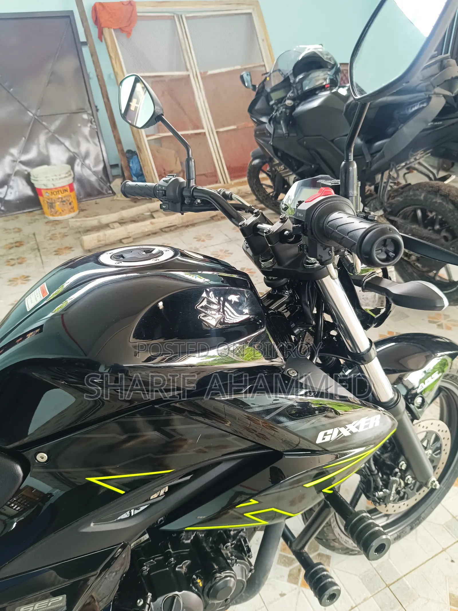 New Suzuki Gixxer Fi ABS 2025 Black
