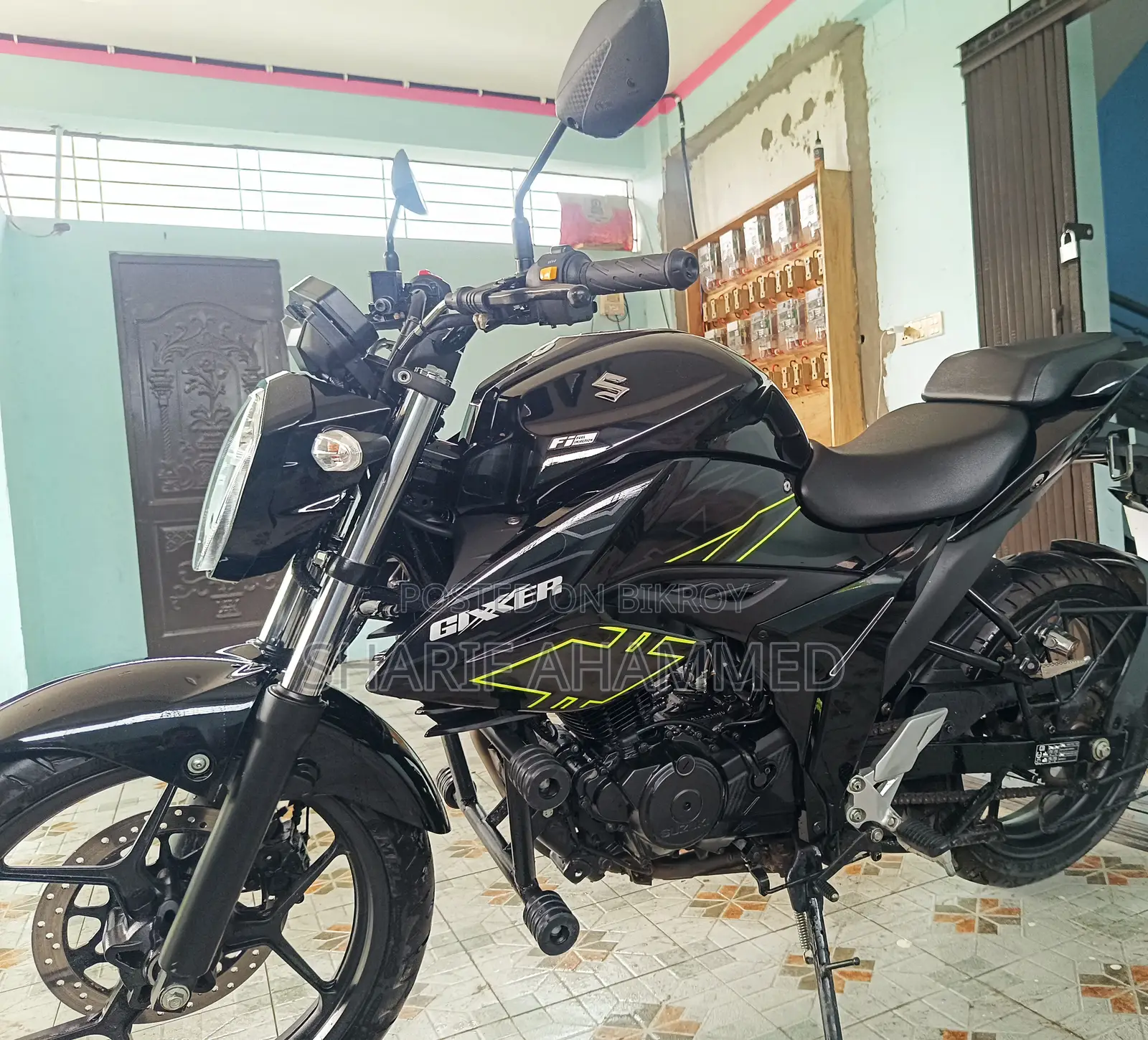 New Suzuki Gixxer Fi ABS 2025 Black