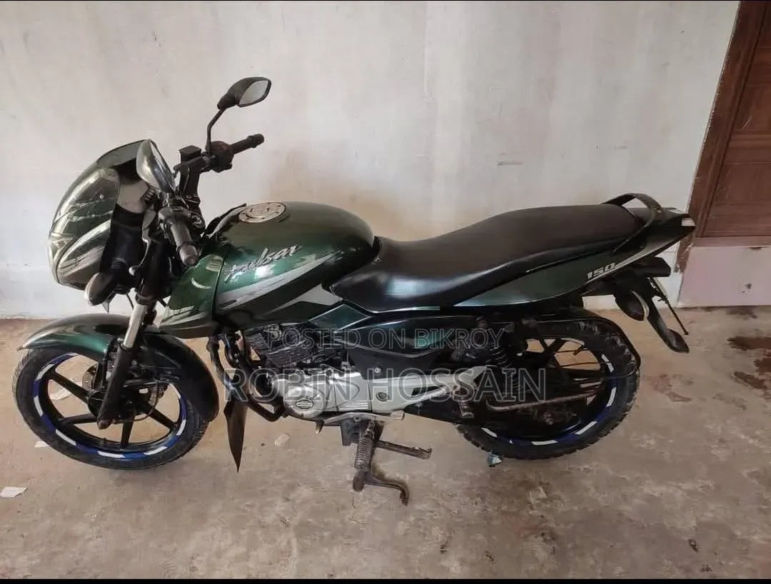 বাজাজ পালসার ১৫০ ২০১৭ সবুজ