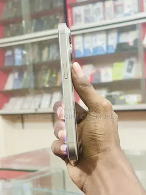 Apple iPhone 15 Pro 128 GB Gray