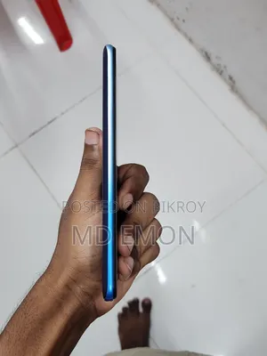 Vivo Y53s 128 GB Blue