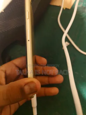 Apple iPhone 6s 64 GB Rose Gold