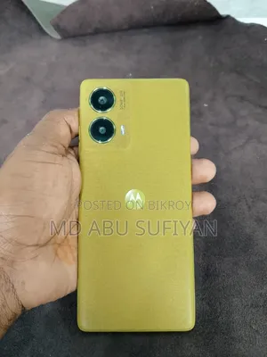 Motorola Moto G85 128 GB Yellow