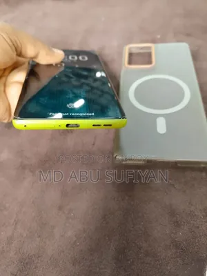 Motorola Moto G85 128 GB Yellow