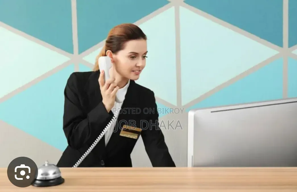 Receptionist