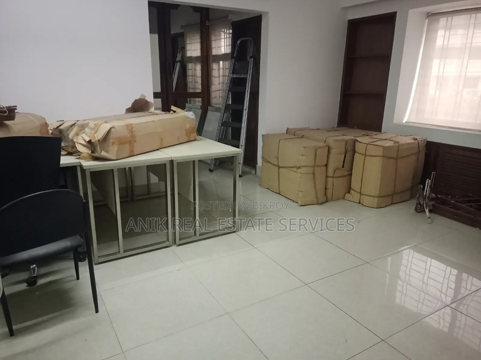 গুলশানে বিলাসবহুল ২৮০০ বর্গফুটের অফিস স্পেস ভাড়া