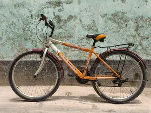 সাইকেলটি জরুরি বিক্রি করা হবে