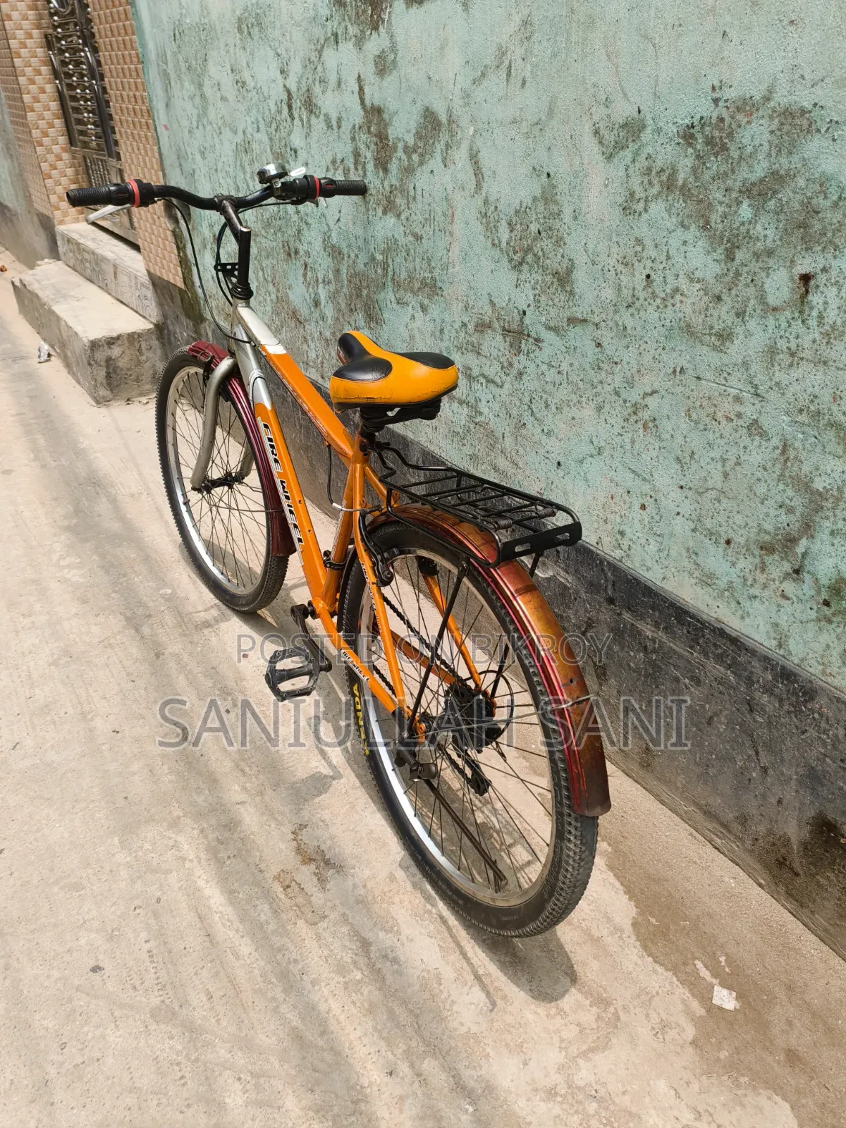 সাইকেলটি জরুরি বিক্রি করা হবে