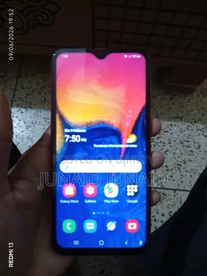 Samsung A10 32 GB Red