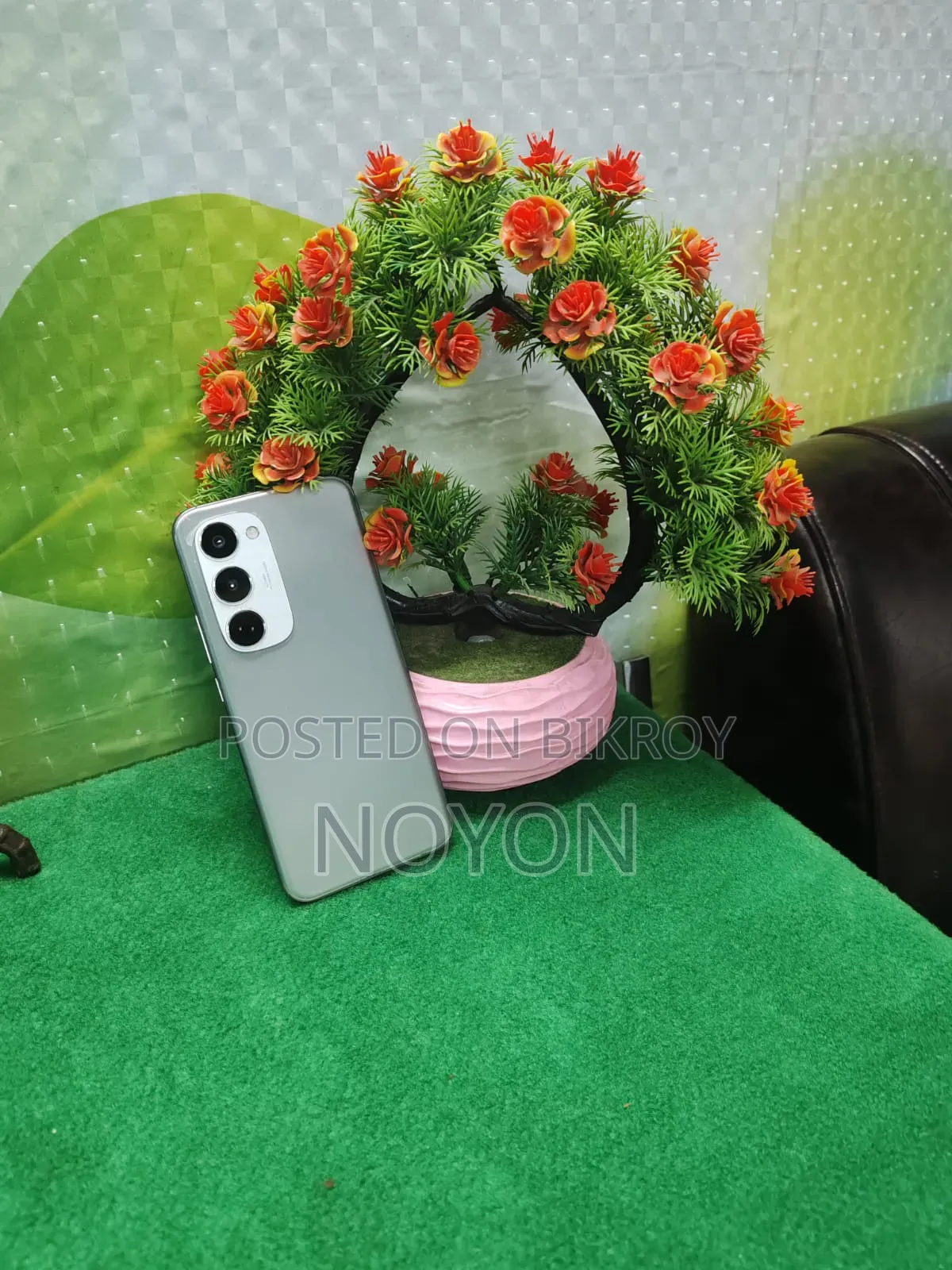 টেকনো স্পার্ক ৪০ প্রো+ ২৫৬ জিবি সিলভার