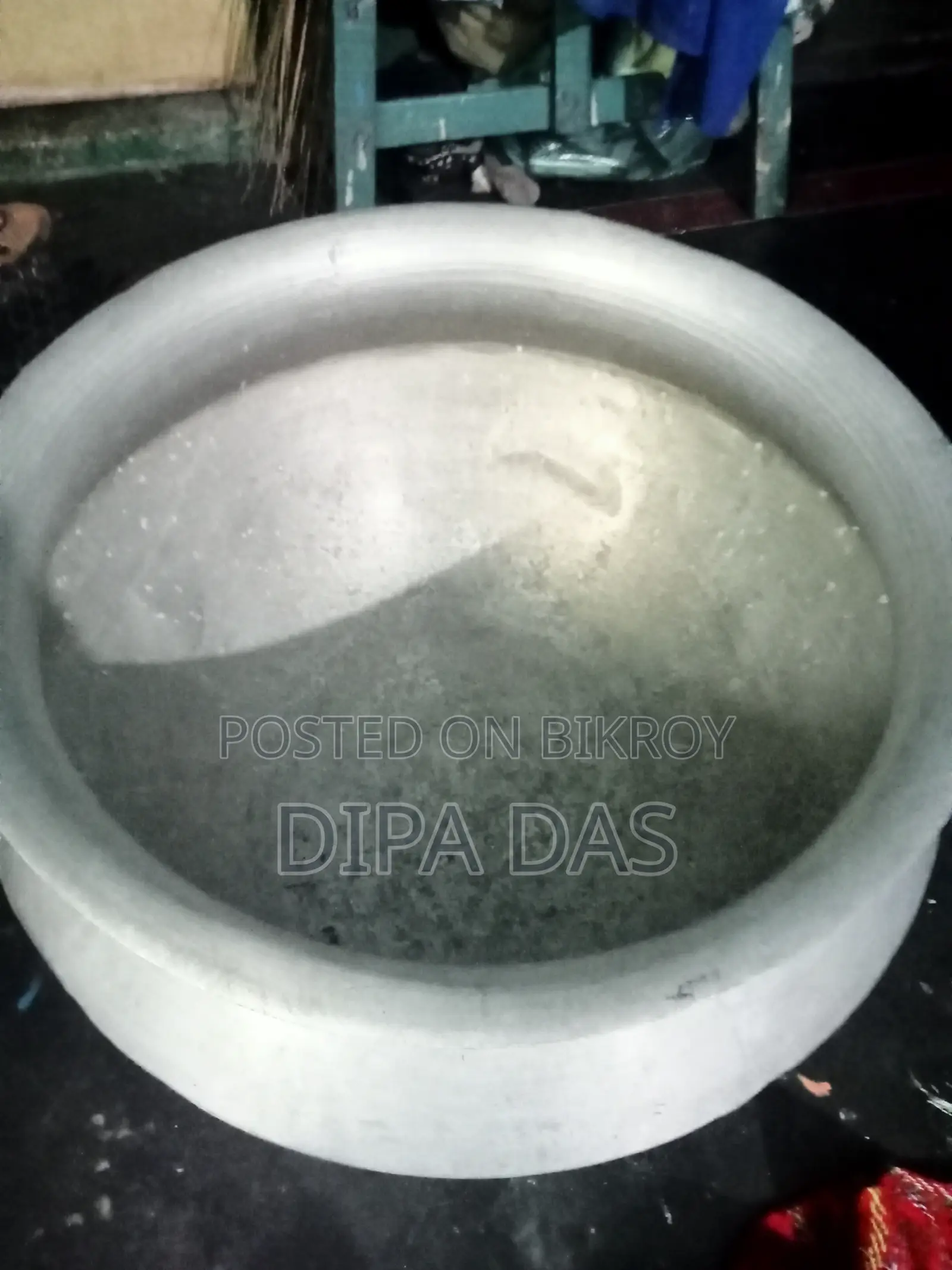 Large pot for sale