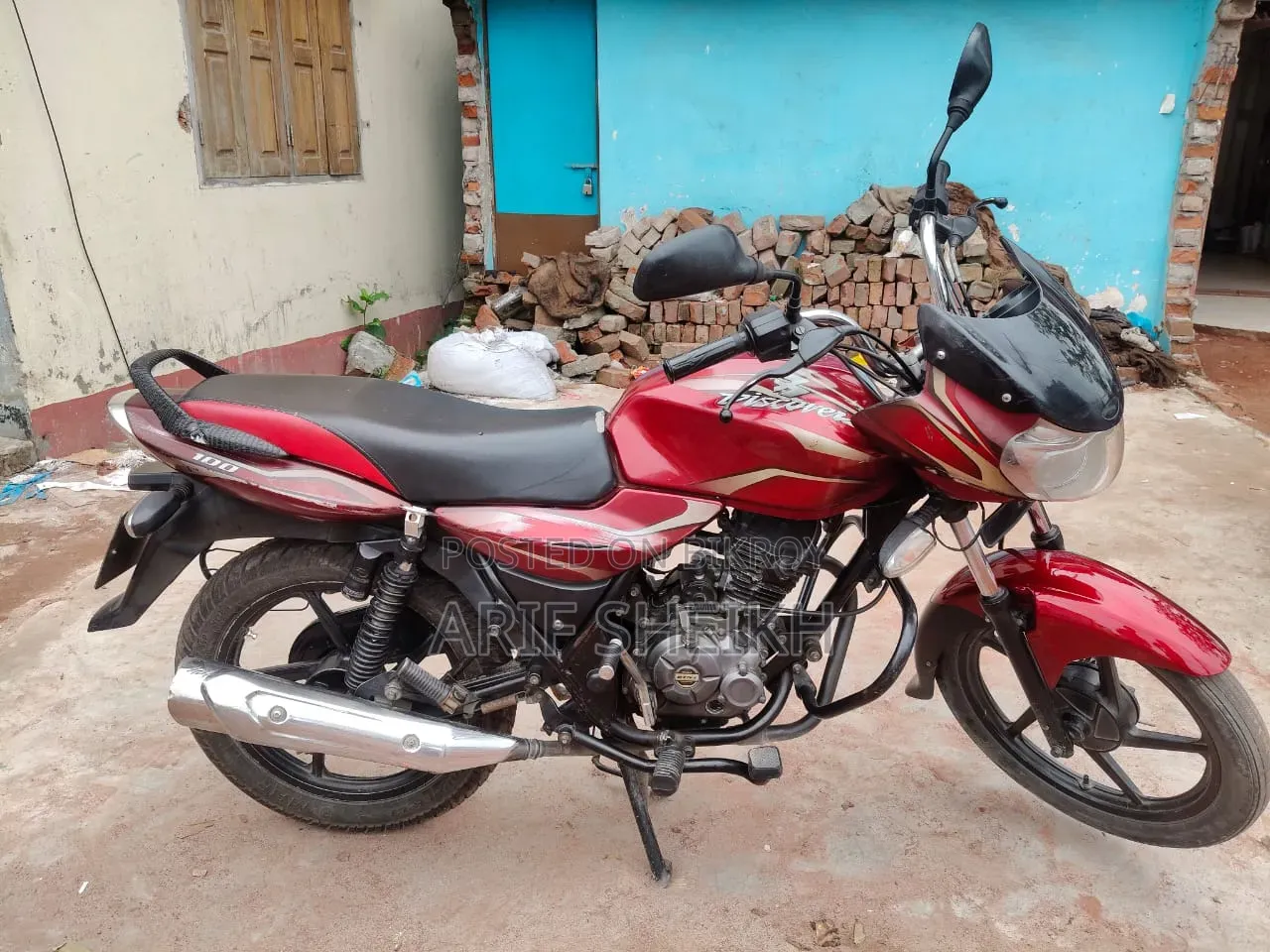 Bajaj Discover 100 2013 Red