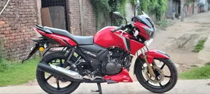 TVS Apache RTR 160 2V 2022 Red