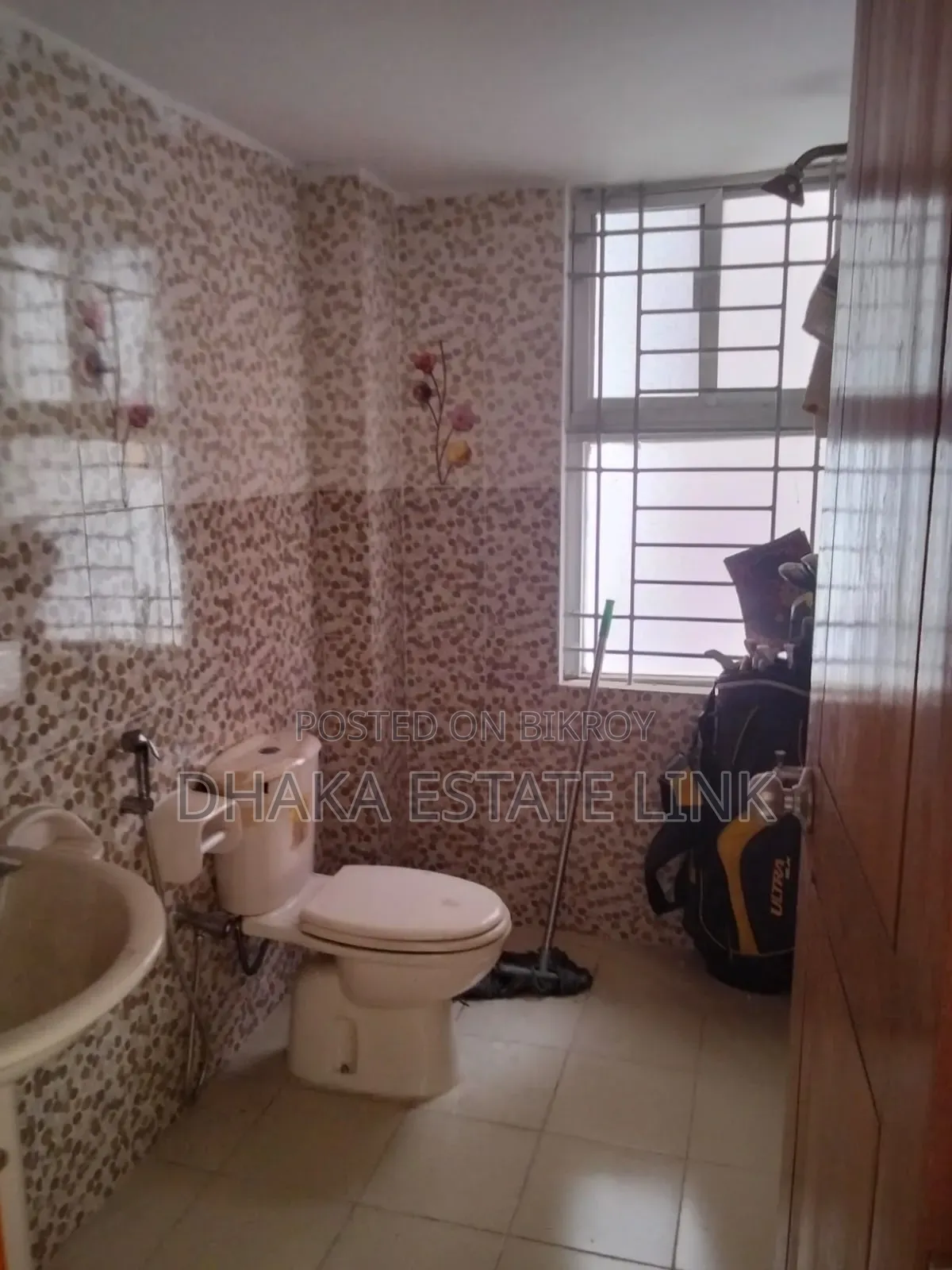 3-bedroom Apartment in RAJUK Apartment, Uttara for sale