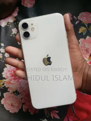 অ্যাপল আইফোন ১১ ১২৮ জিবি সাদা