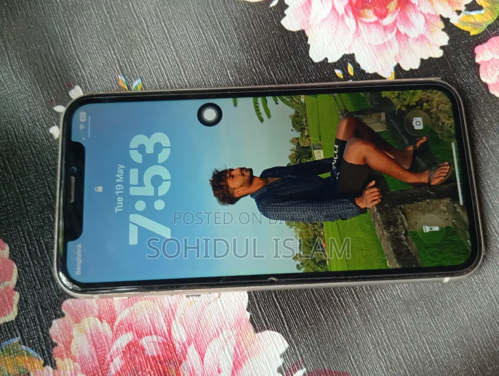 অ্যাপল আইফোন ১১ ১২৮ জিবি সাদা