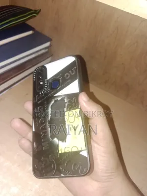 Vivo Y11 32 GB Blue