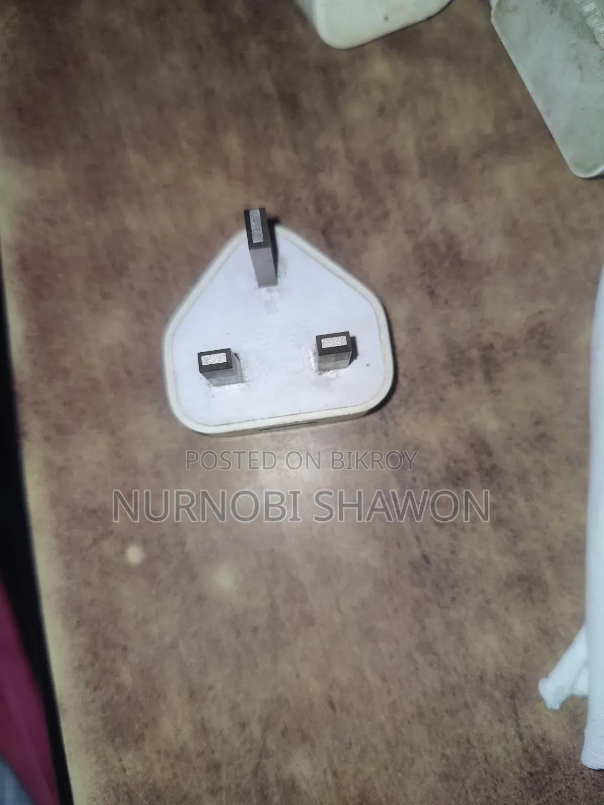 Apple Adaptor