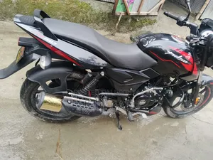 Bajaj Pulsar 150 2025 Black