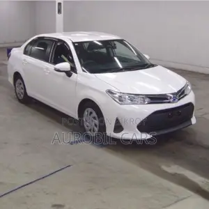 Toyota Axio 2021 White