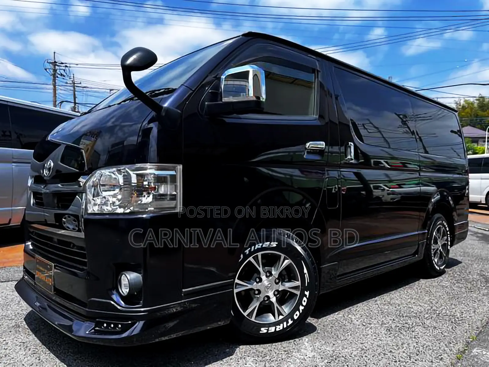 Toyota HiAce 2021 Black