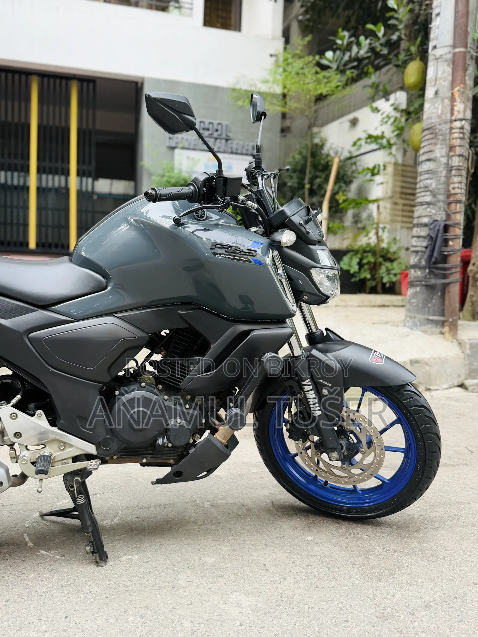 Yamaha FZ 2024 Gray