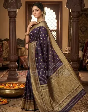 Golden Royal Kanchipuram Silk Saree and Blouse Piece