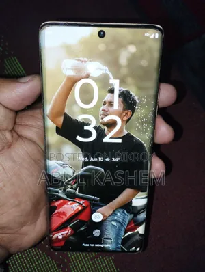মটোরোলা এজ ৫০ ৫১২ জিবি পিঙ্ক