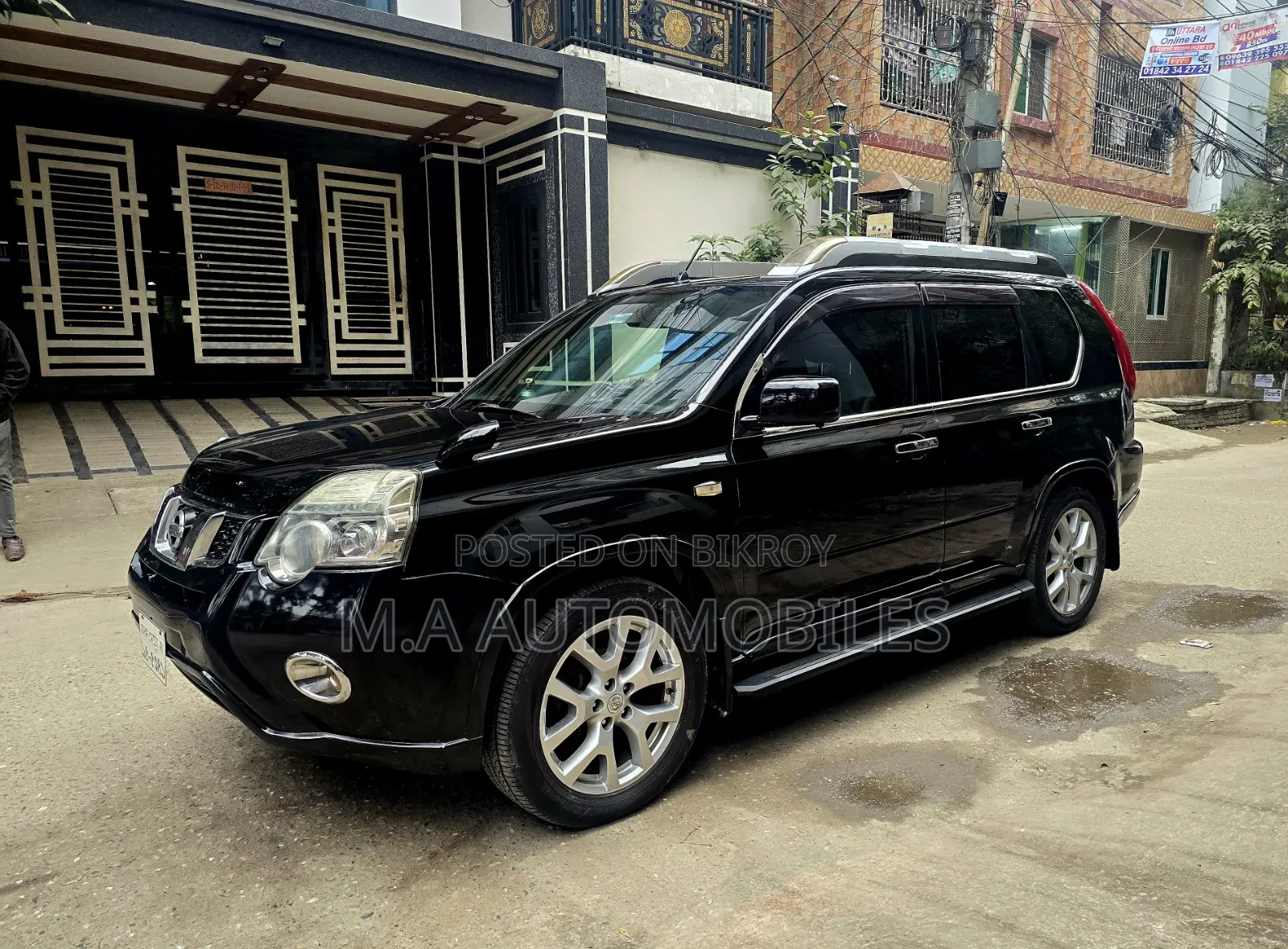Nissan X-Trail 2012 Black