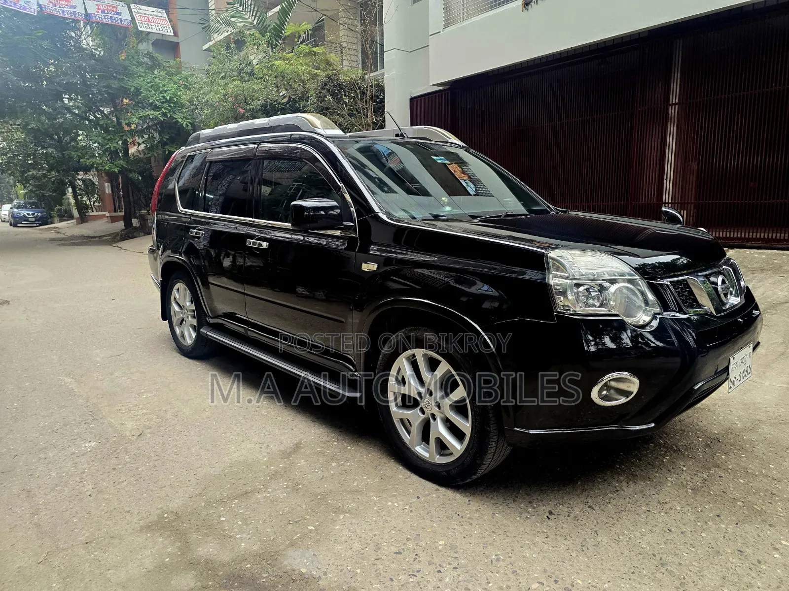 Nissan X-Trail 2012 Black