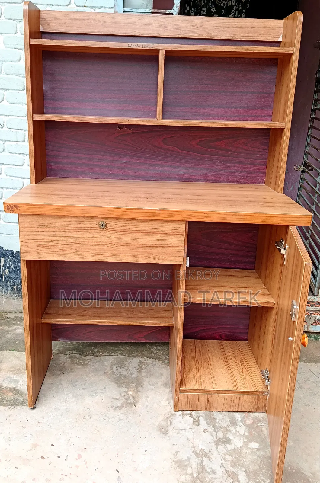 Reading Table