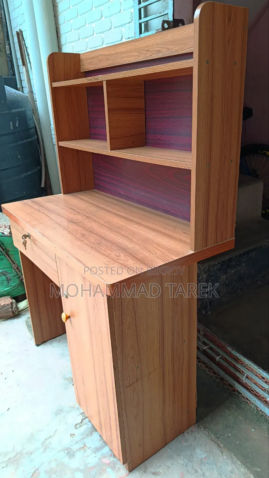 Reading Table