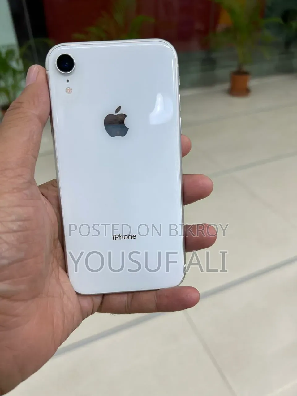 অ্যাপল আইফোন এক্সআর ১২৮ জিবি সিলভার