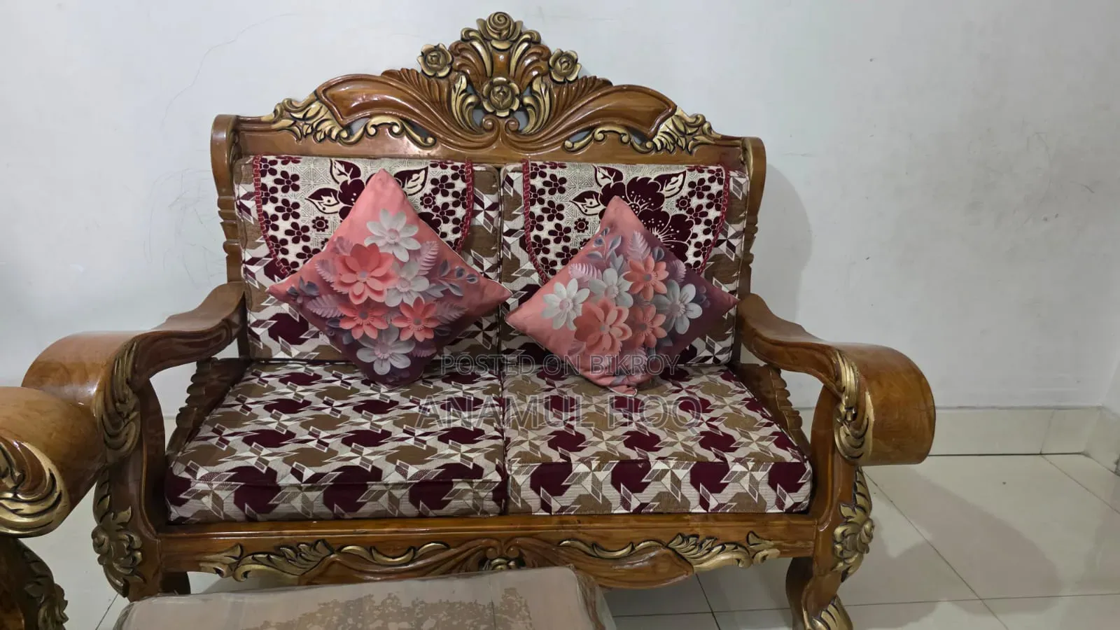 Sofa Set With Tea Table