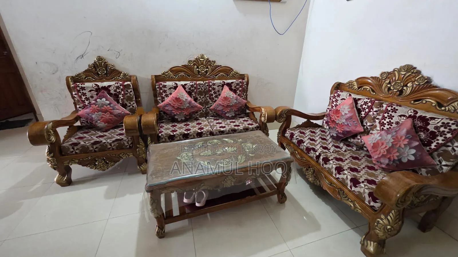 Sofa Set With Tea Table