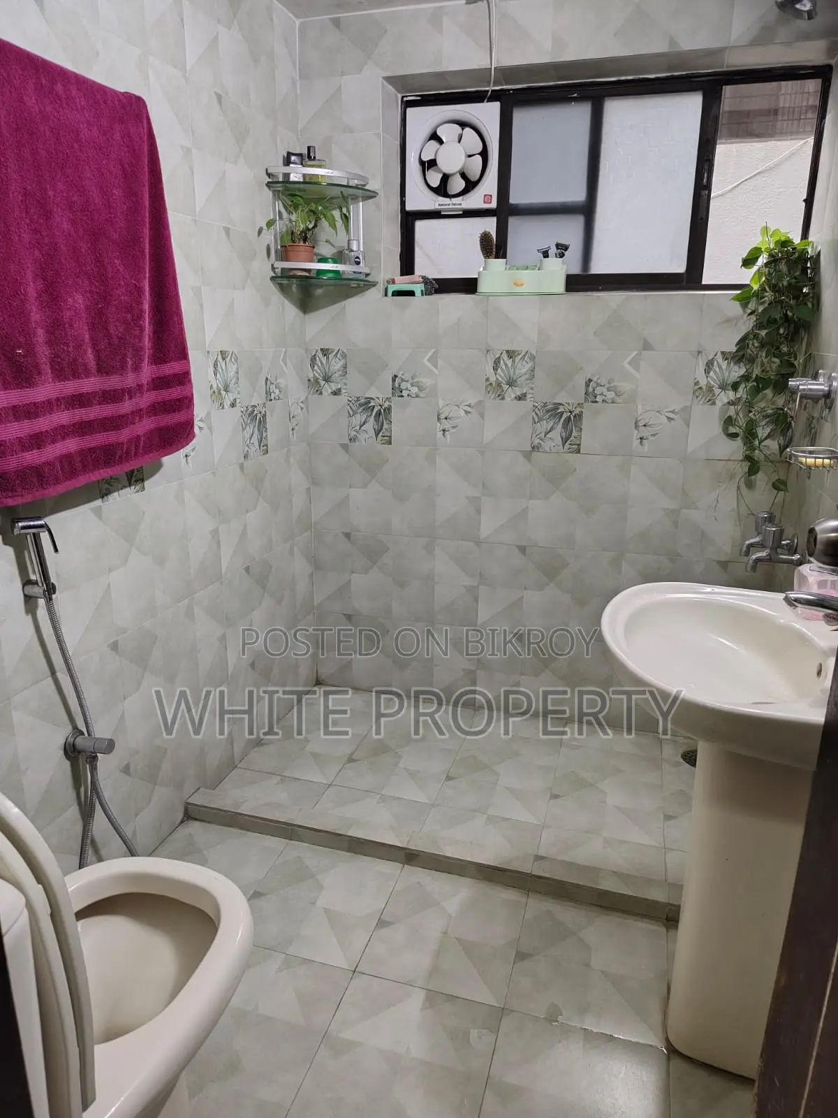 4-bedroom Apartment in White Property, Baridhara for Sale