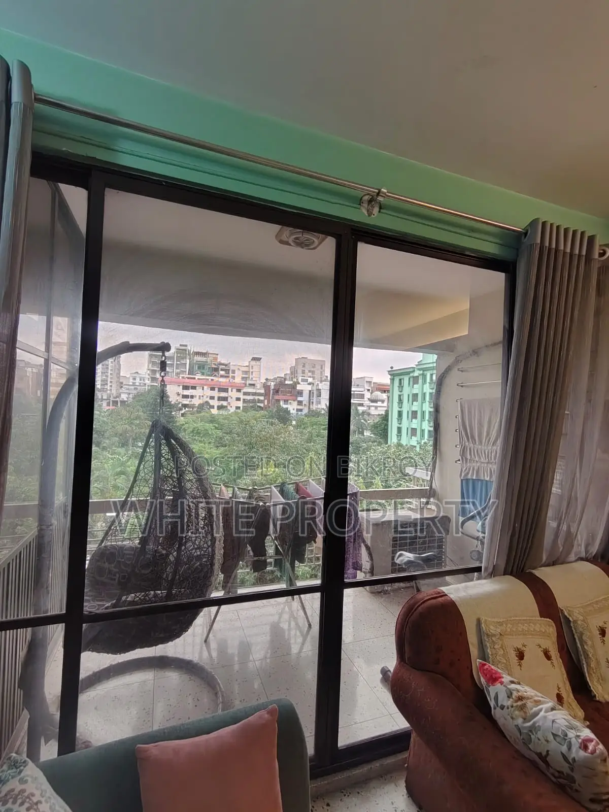 4-bedroom Apartment in White Property, Baridhara for Sale