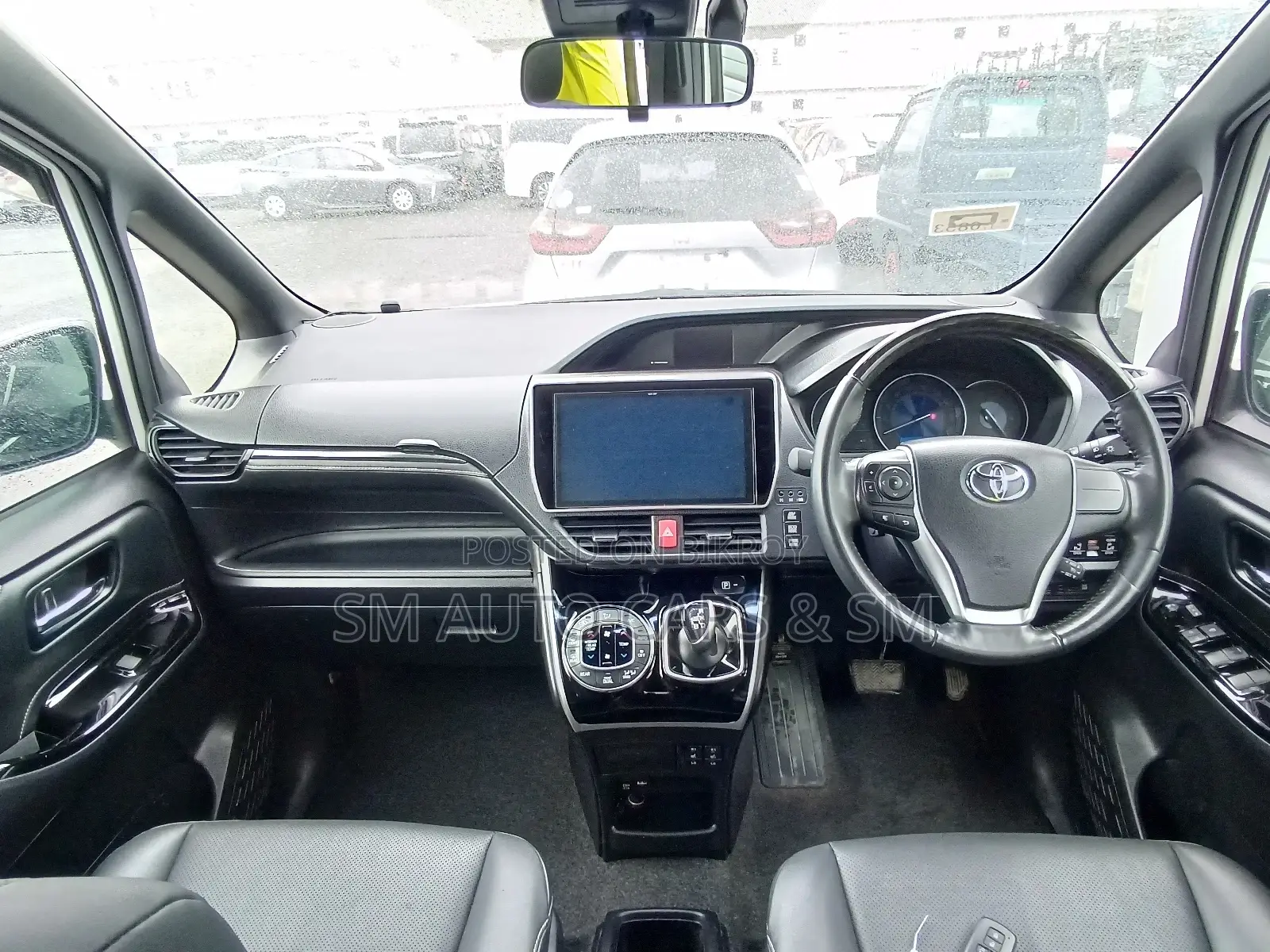 Toyota Esquire 1.8 Front Wheel Drive Hybrid (7 Seater) 2021 Pearl