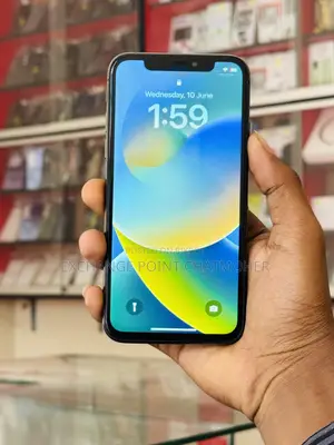 Apple iPhone X 64 GB Black