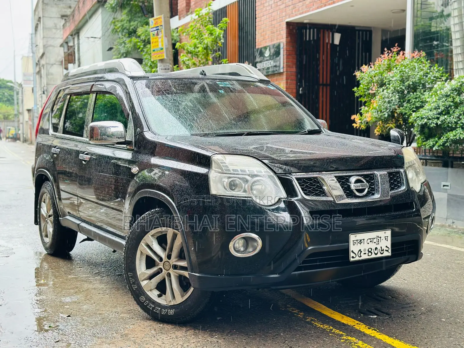 Nissan X-Trail 2.5 Petrol 4x4 SE 2011 Black