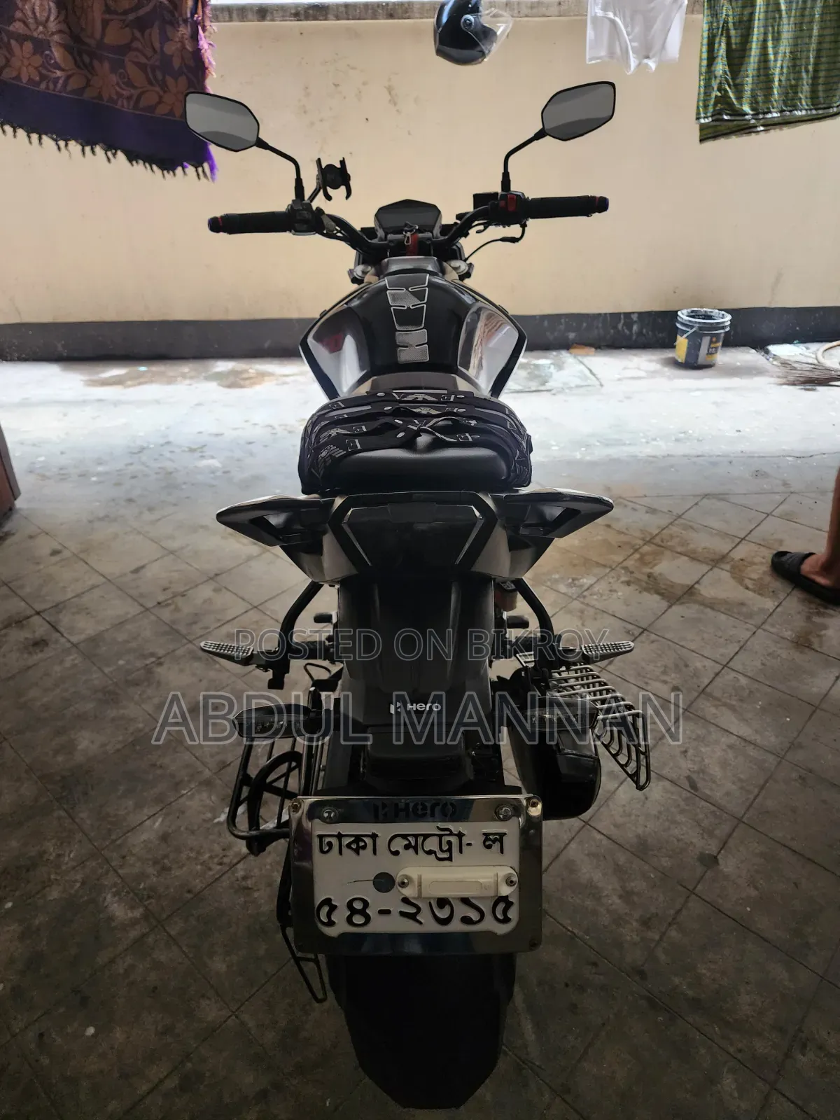 Hero Thriller 160R 4V 2024 Black