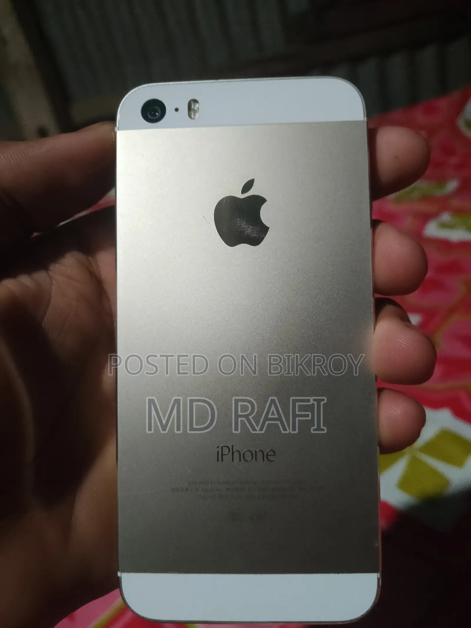 Apple iPhone 5s 16 GB Gold