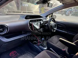 Toyota Aqua 2017 Black