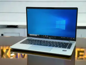 New Laptop HP 8GB AMD Ryzen 5 SSD 512GB