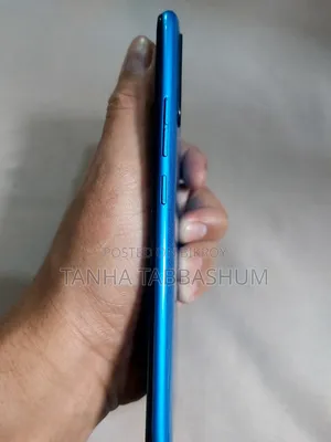 Tecno 64 GB Blue