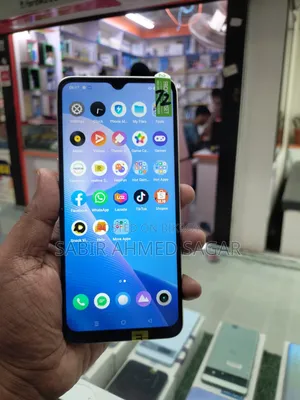 New Realme V30 128 GB Yellow