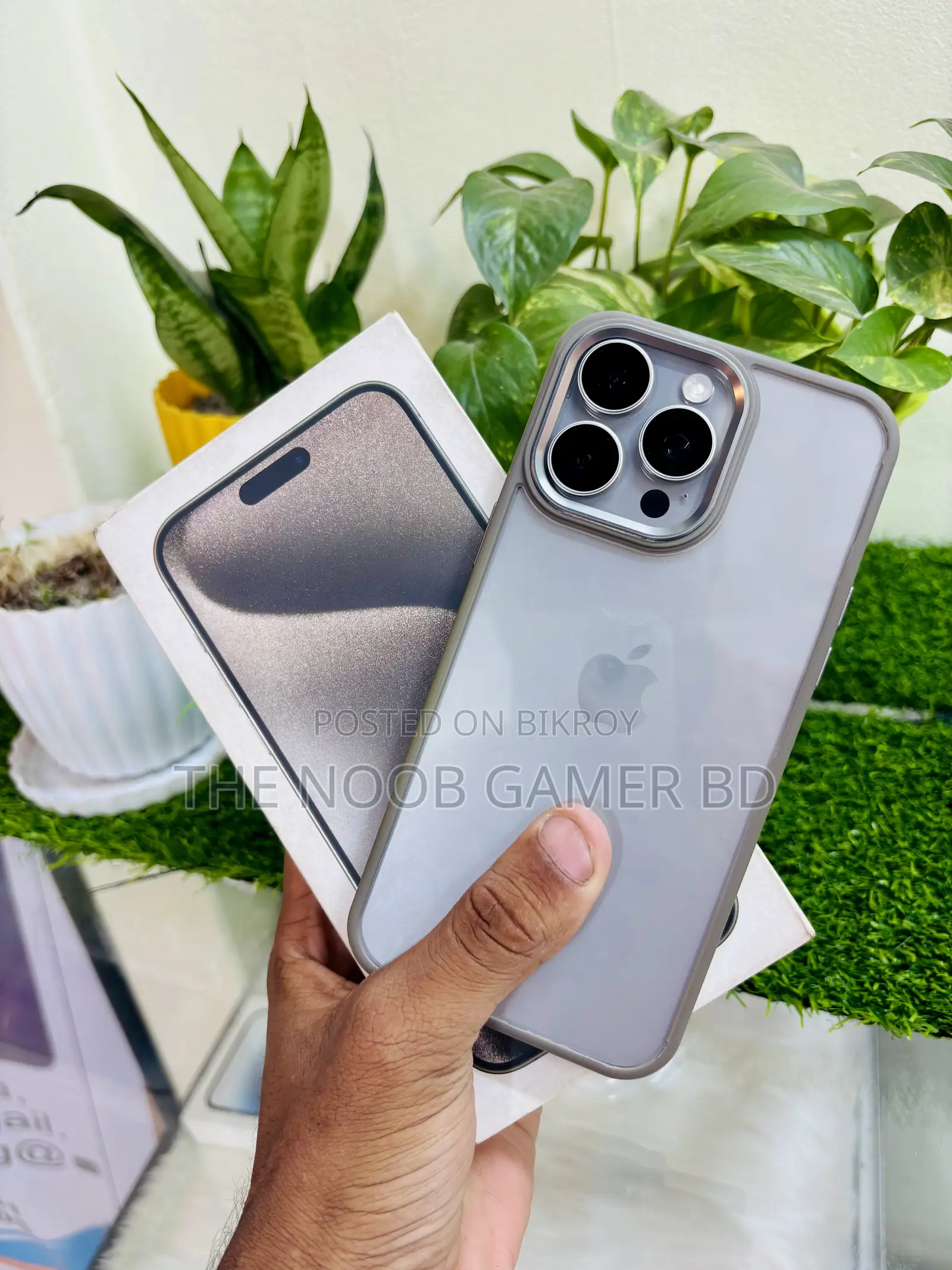 অ্যাপল আইফোন ১৫ প্রো ম্যাক্স ২৫৬ জিবি