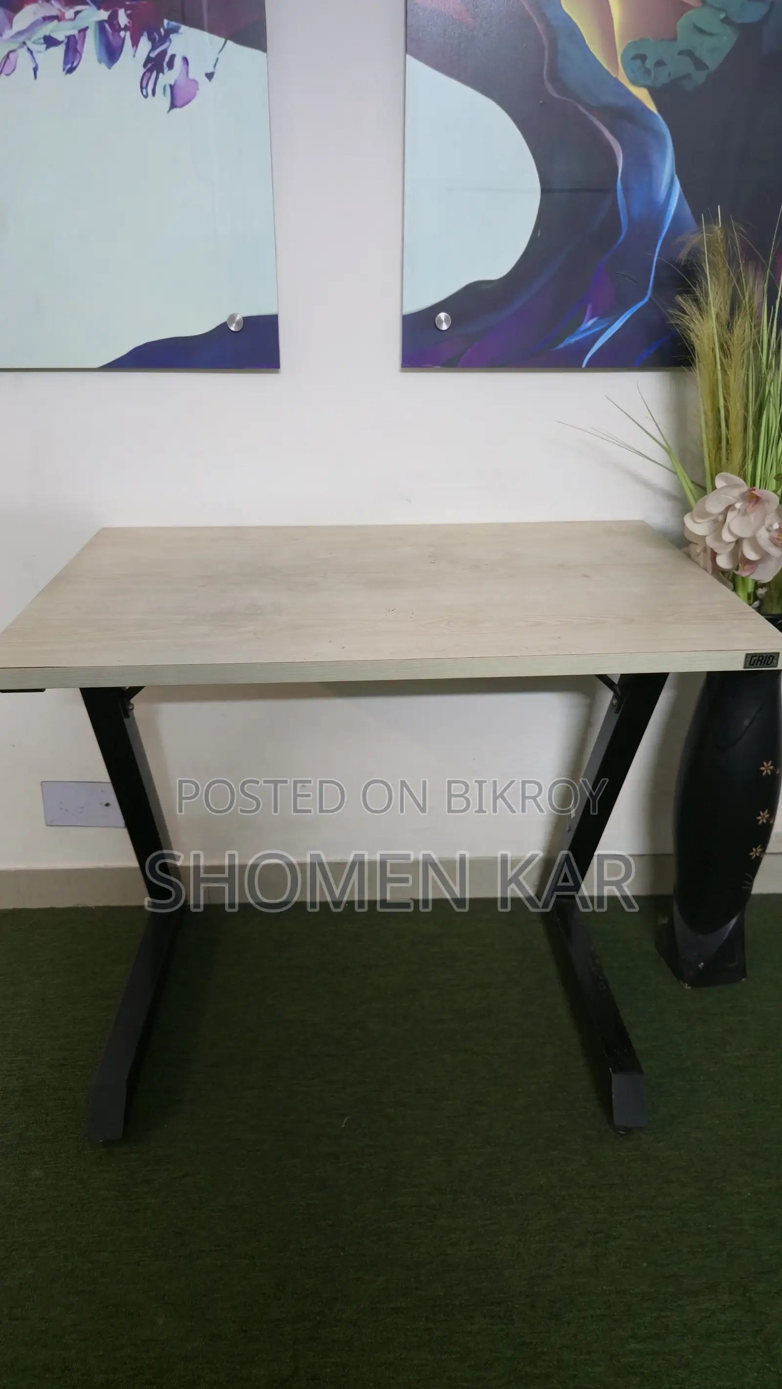 Modern Study / Computer Table