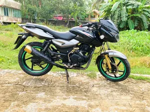 Bajaj RE 2004 Black